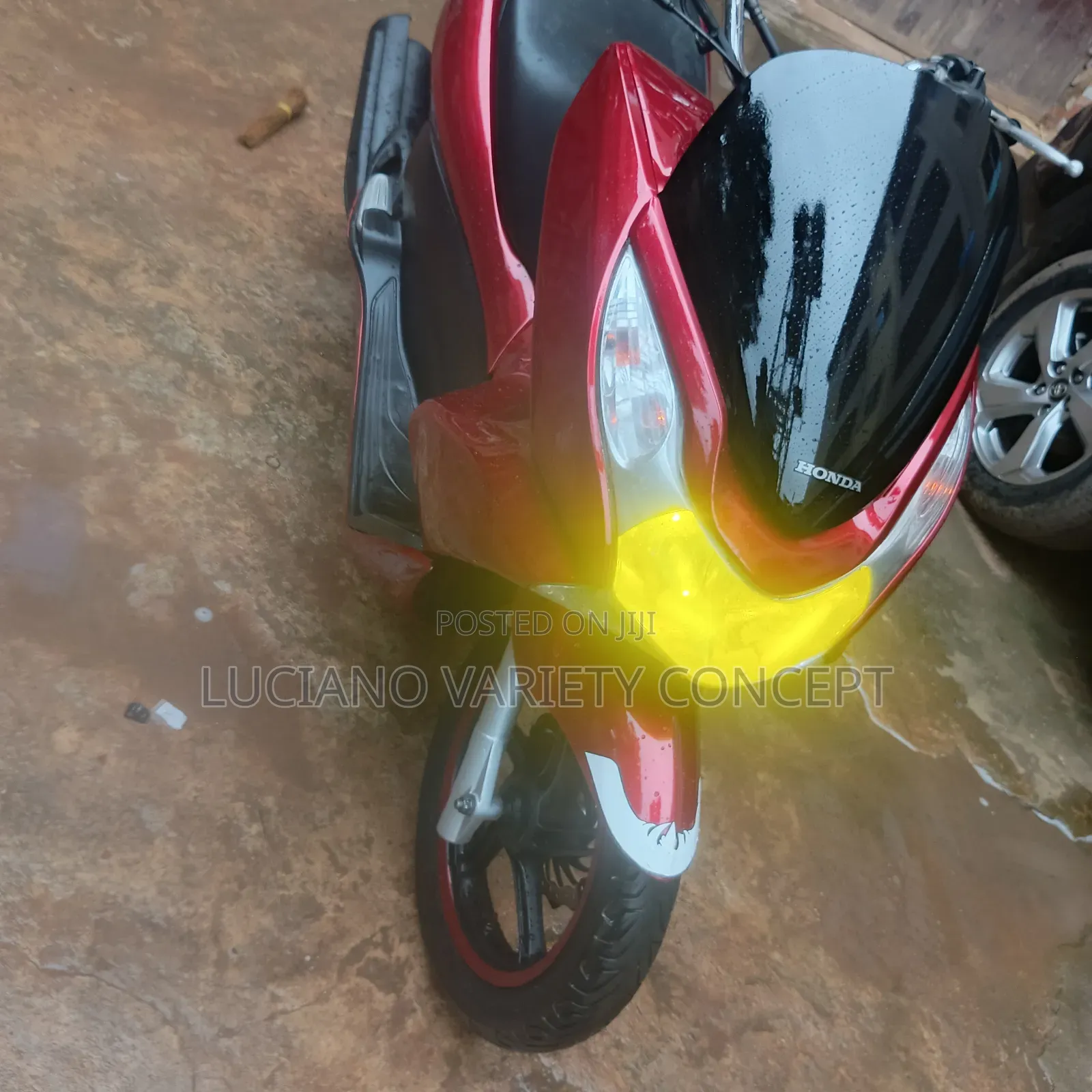 Honda 2013 Red