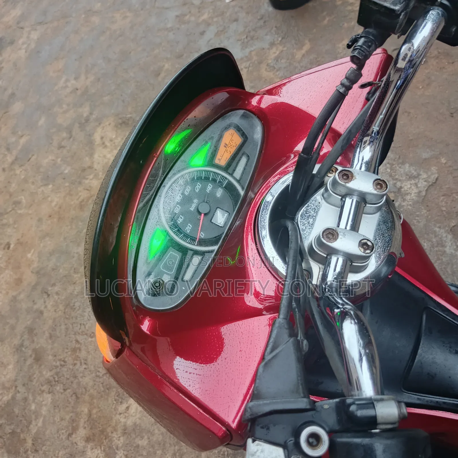 Honda 2013 Red