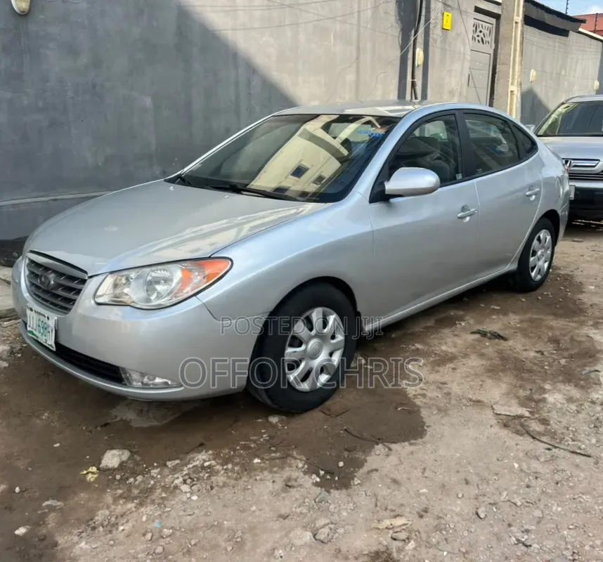 Hyundai Elantra 2008 Silver