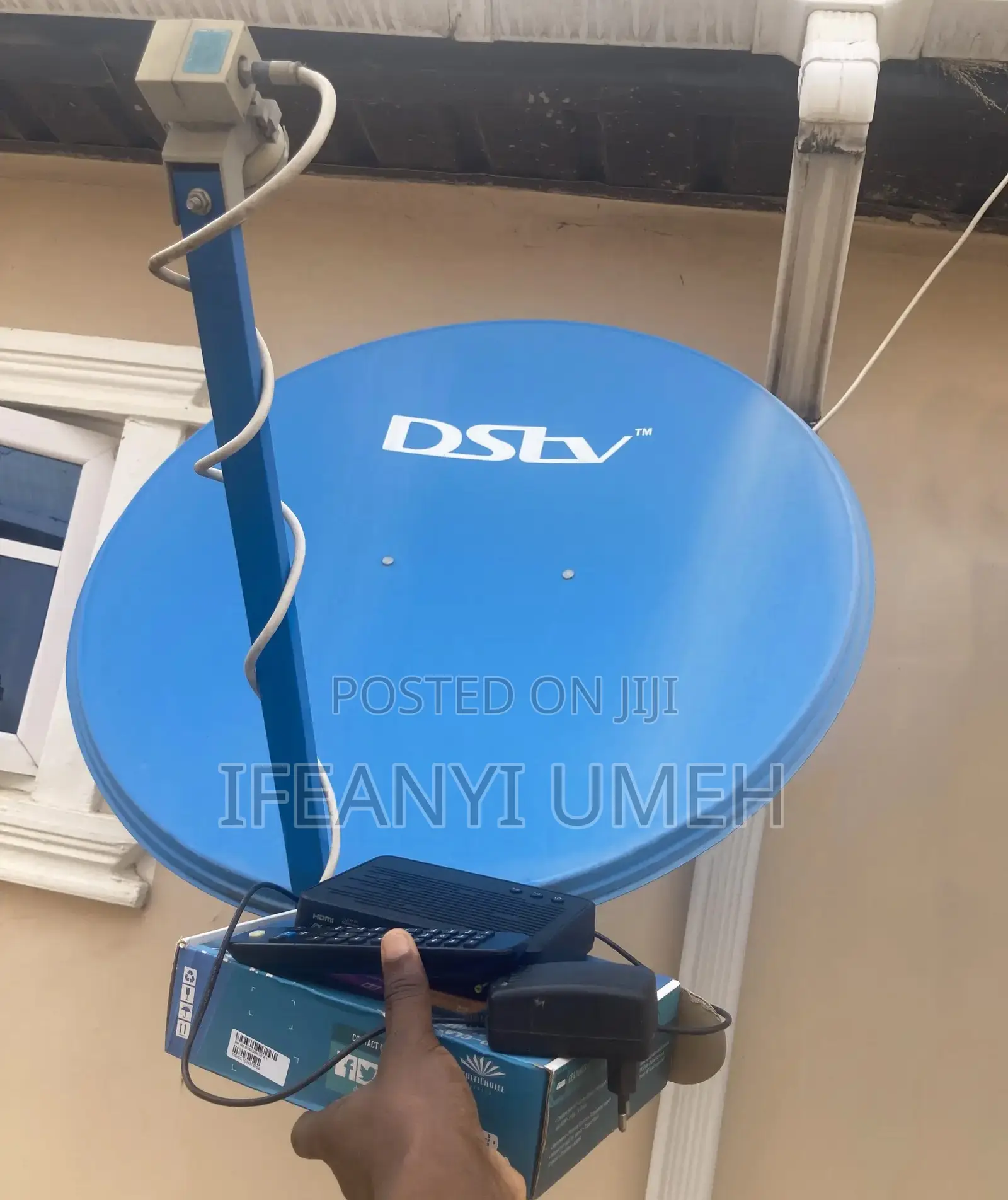 DSTV Decoder With Dish