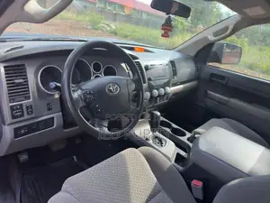 Toyota Tundra 2015 Black