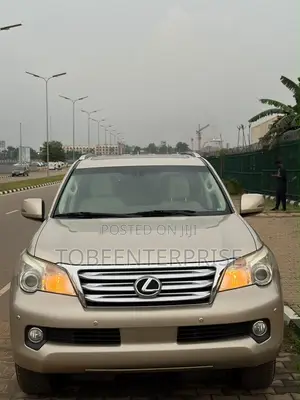 Lexus GX 2012 Gold