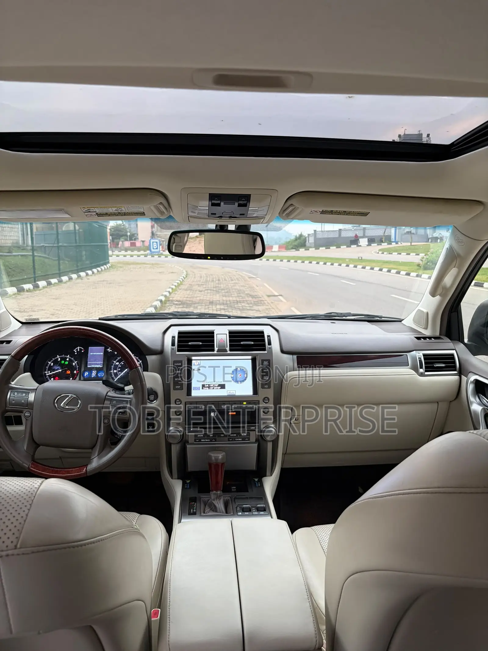 Lexus GX 2012 Gold