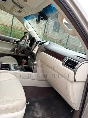 Lexus GX 2012 Gold