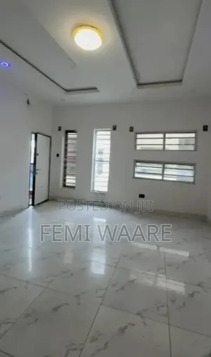 3bdrm Duplex in Greenspring Estate, Lagos Island / Lagos Island