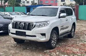 Toyota Land Cruiser Prado 2018 White