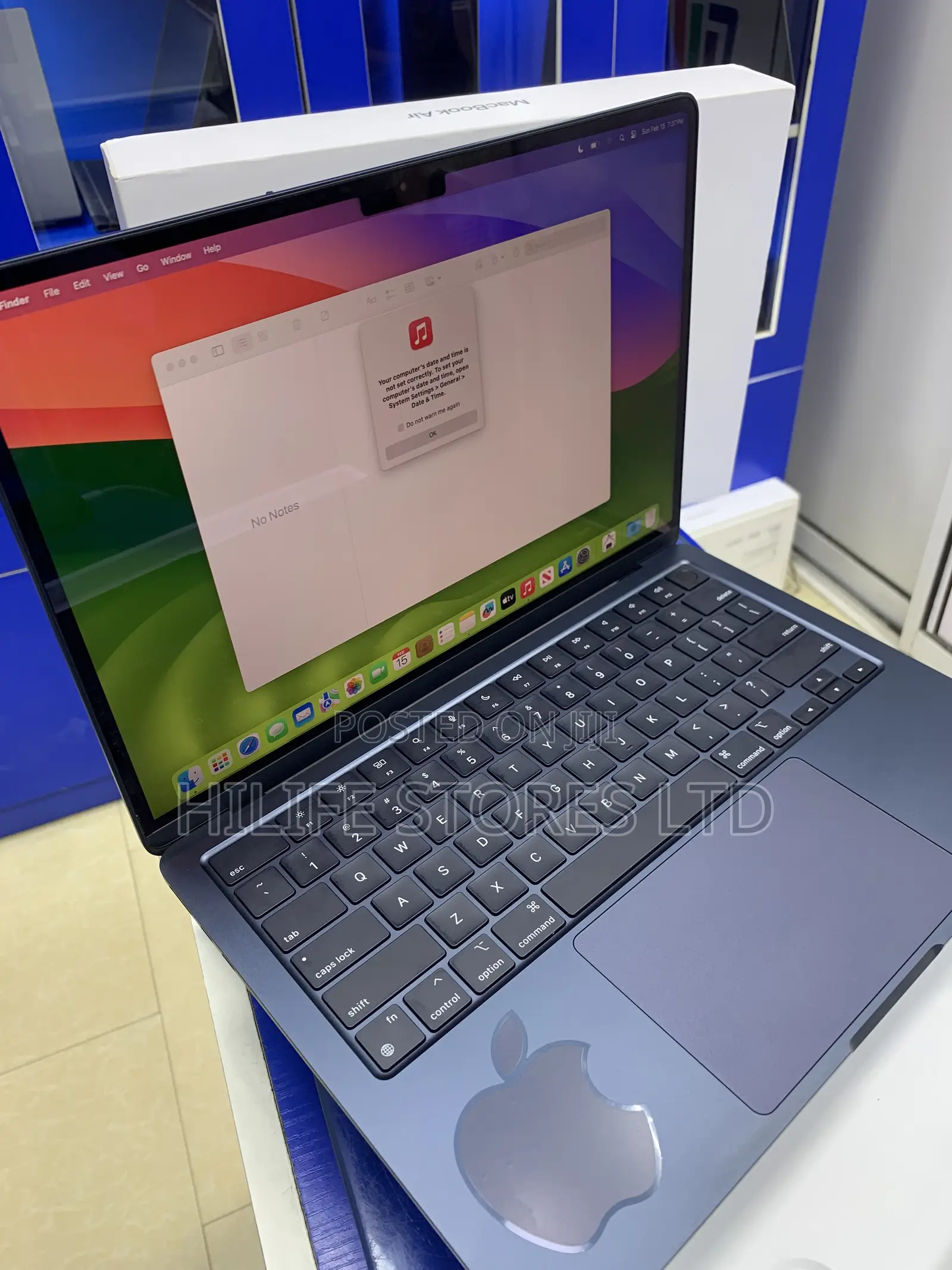 Laptop Apple MacBook Air 2022 M2 8GB Apple M2 SSD 256GB