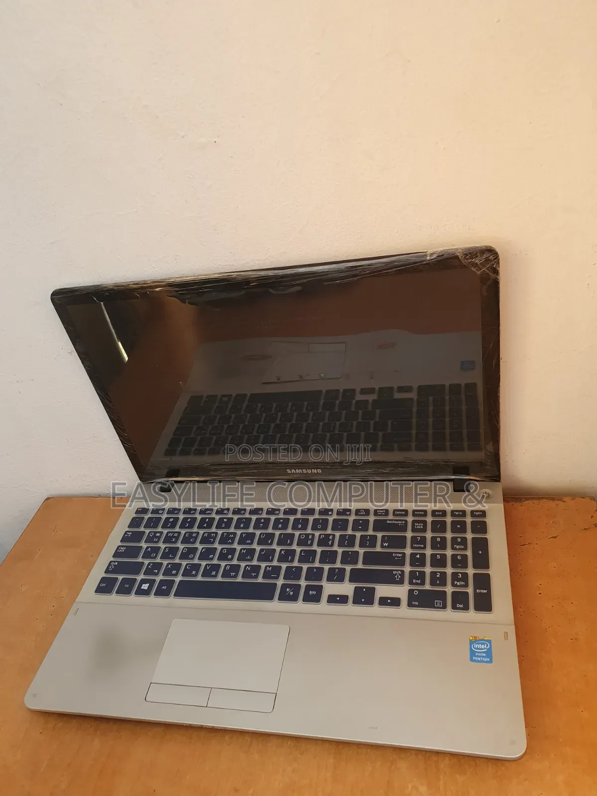 Laptop Samsung 4GB Intel Pentium HDD 500GB