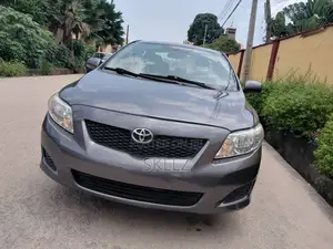 Toyota Corolla 2010 Gray