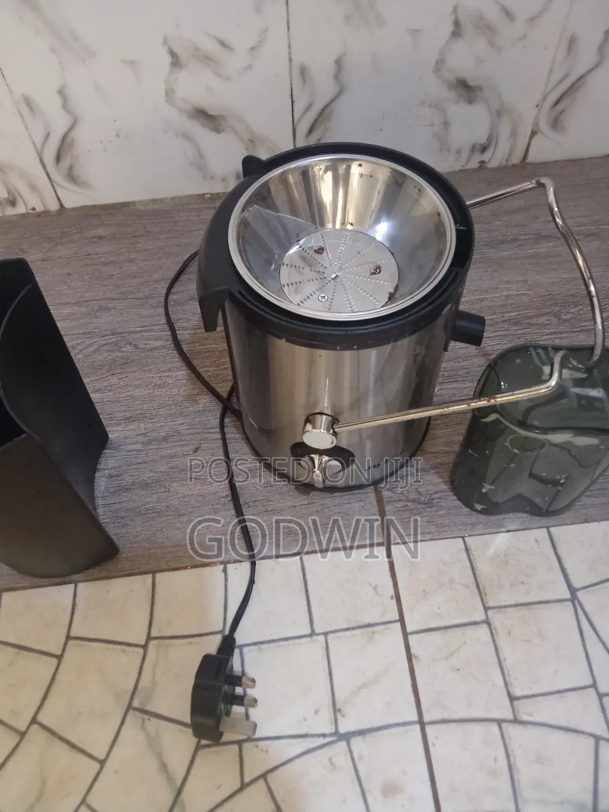 Juice Extractor