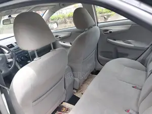 Toyota Corolla 2010 Gray