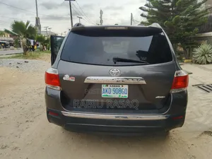Toyota Highlander 2013 Gray