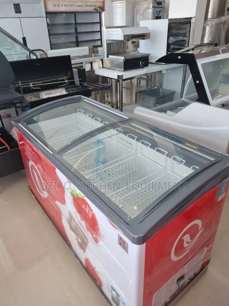 Supermarkets Island Freezer
