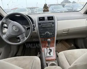 Toyota Corolla 2009 Red