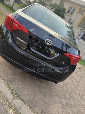 Toyota Corolla 2015 Black