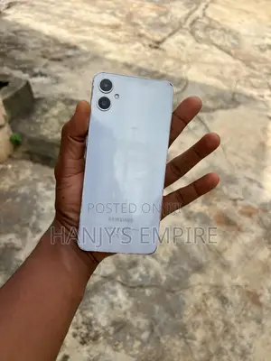 Samsung Galaxy A05 128 GB Silver
