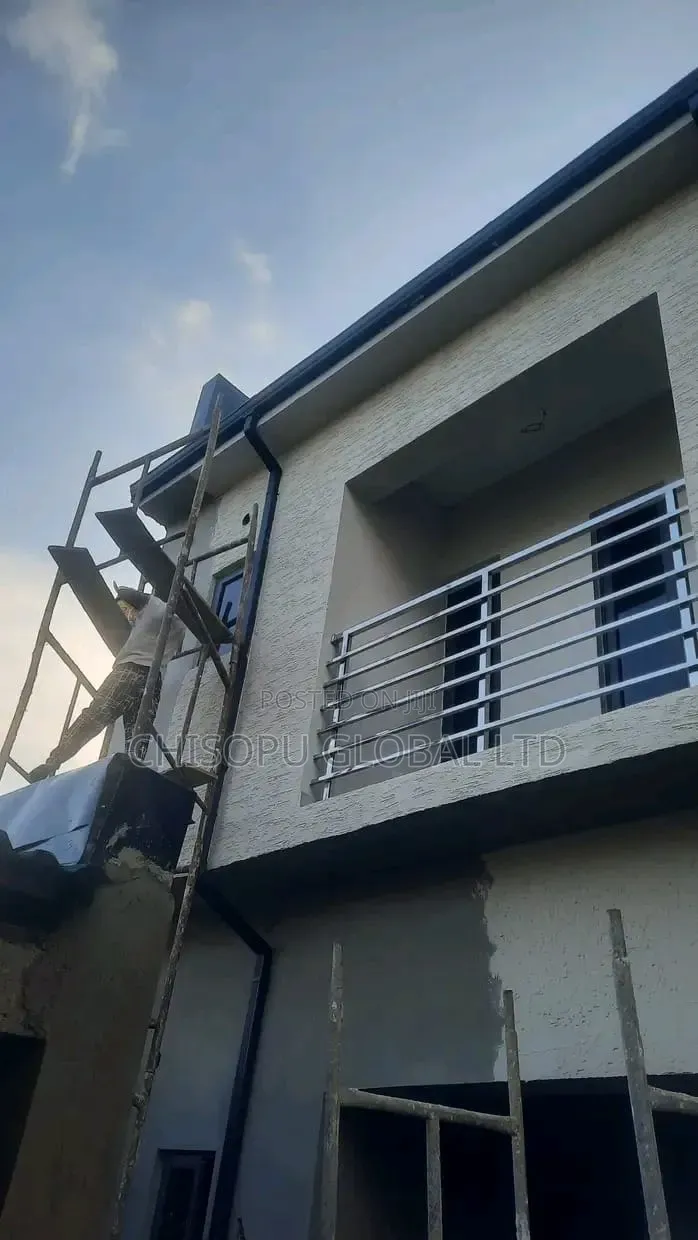 Gravitex Paint