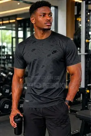 Men’s Performance Stretching T-Shirt