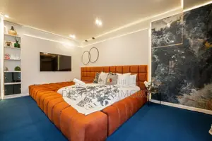 Three Bedroom Duplex With a Cinema