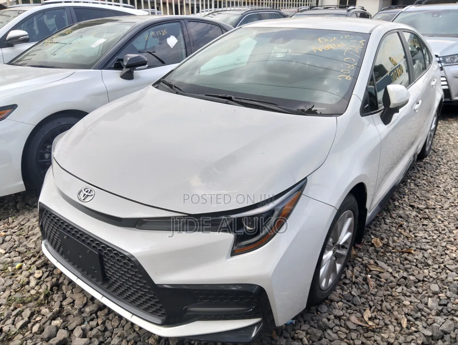 Toyota Corolla SE 2022 White