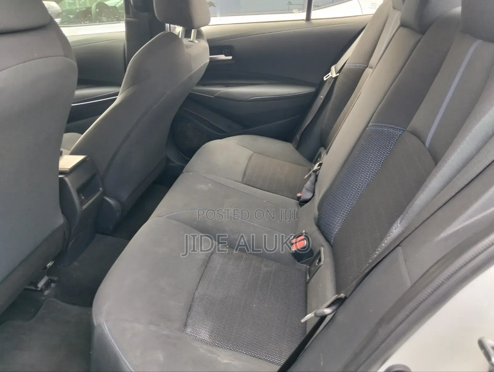 Toyota Corolla SE 2022 White
