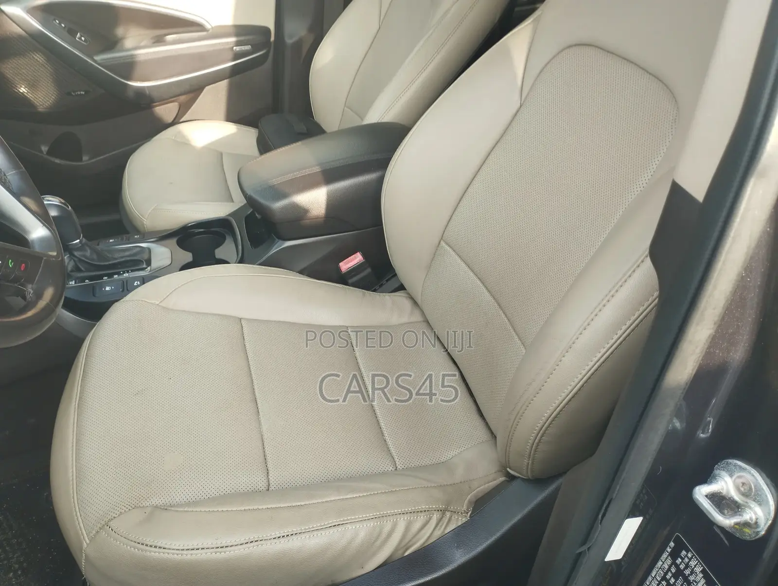 Hyundai Santa Fe 2017 Gray