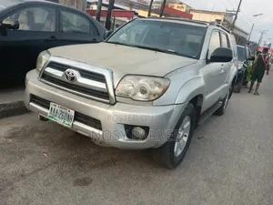 Toyota 4-Runner SR5 V6 2007 Gray
