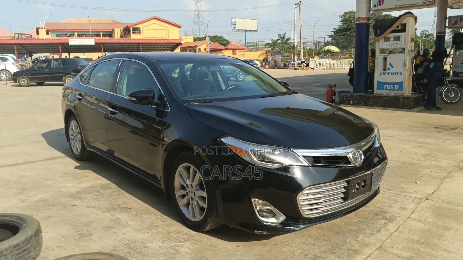 Toyota Avalon 2015 Black