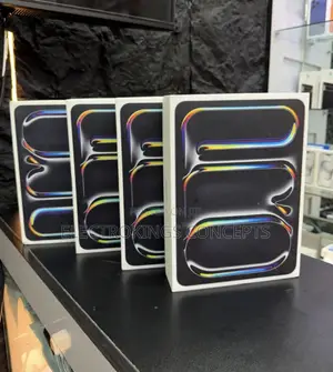 New Apple iPad Pro 13 (2025) 256 GB