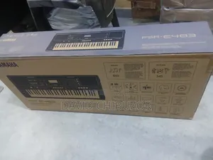 Yamaha PSR E483