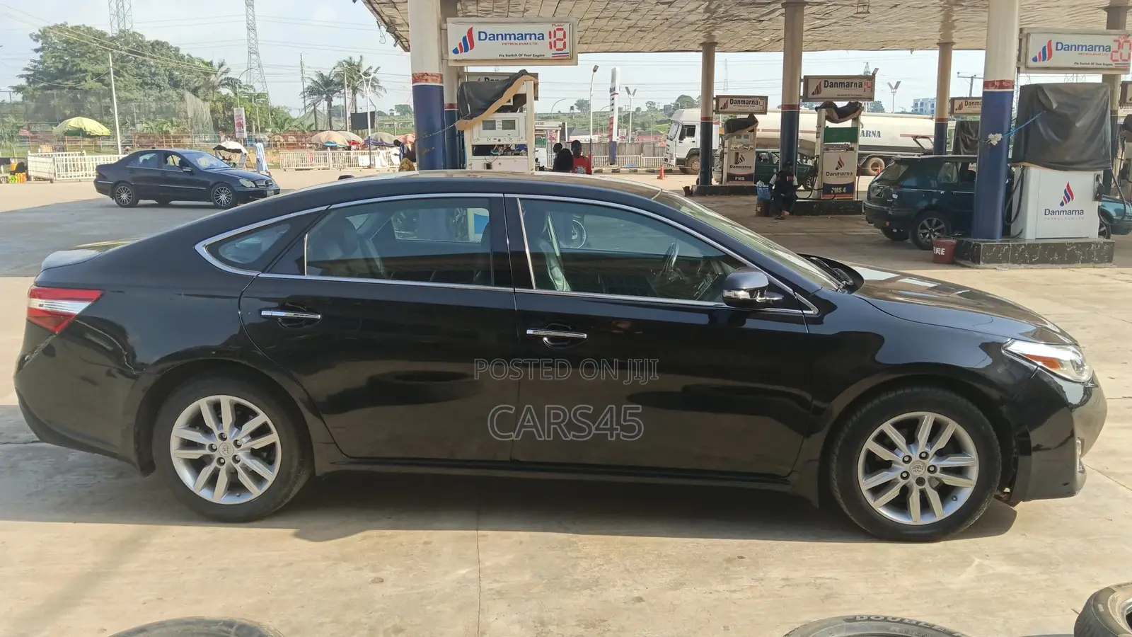 Toyota Avalon 2015 Black