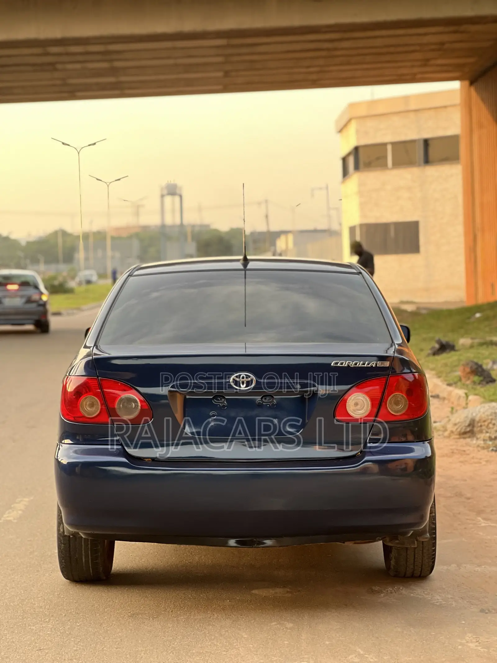 Toyota Corolla LE 2005 Blue