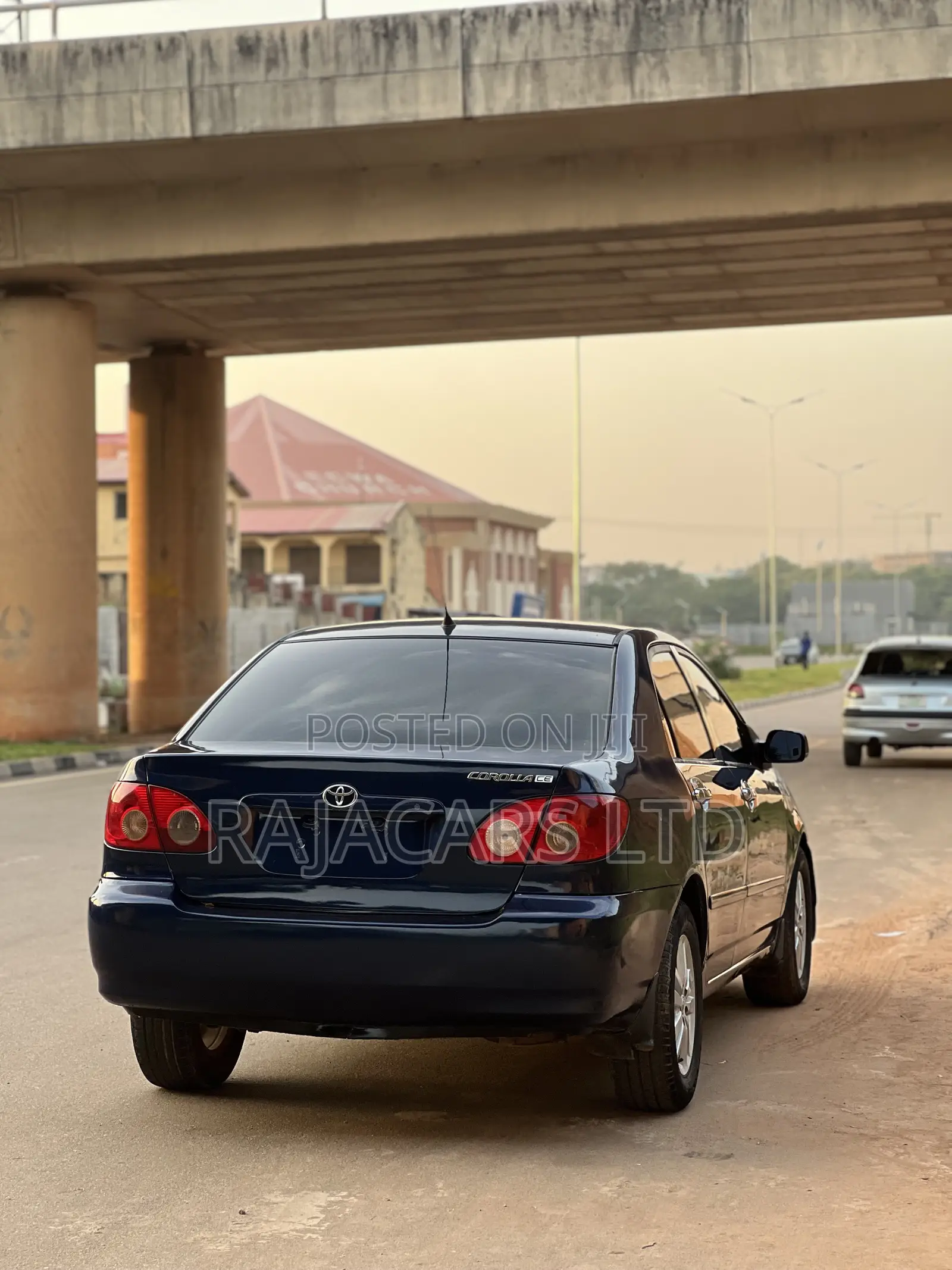 Toyota Corolla LE 2005 Blue