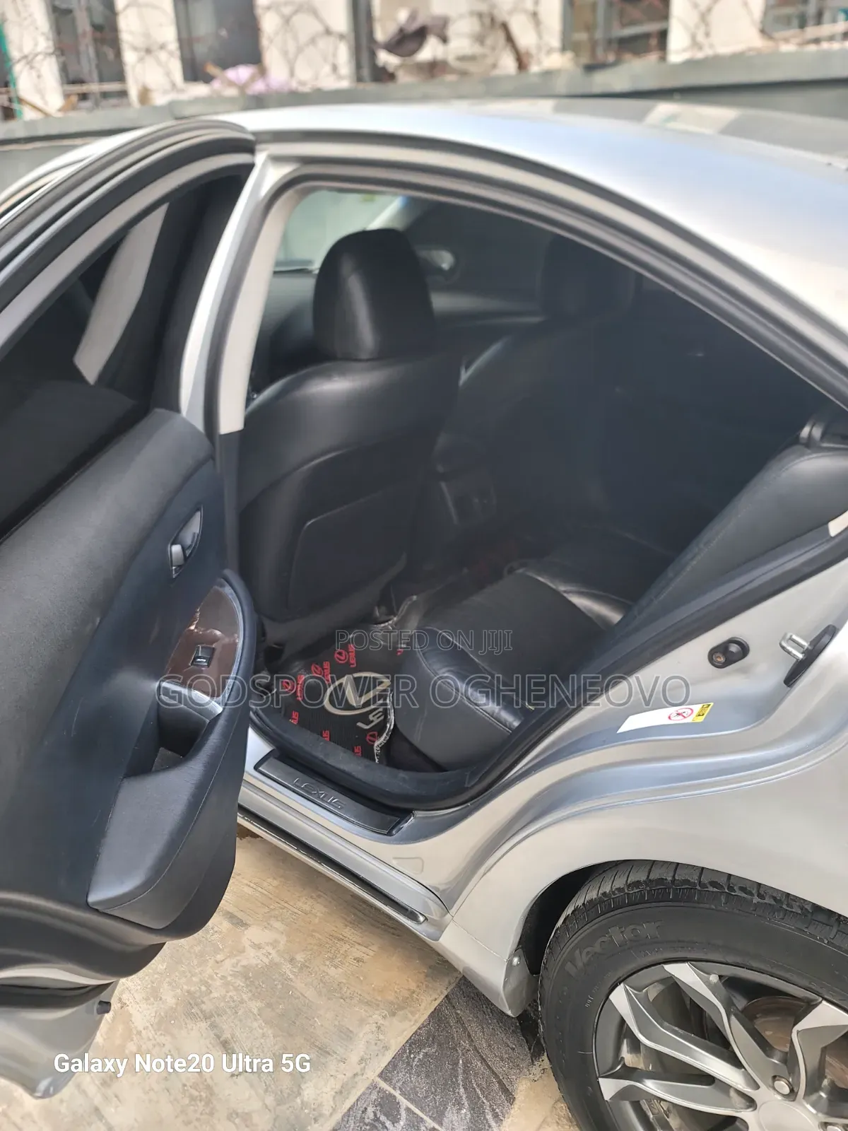 Lexus ES 350 2011 Silver