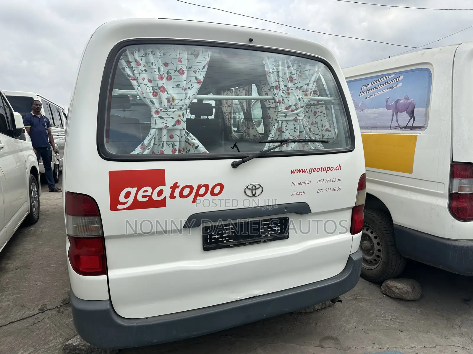 Toyota HiAce 2006 White