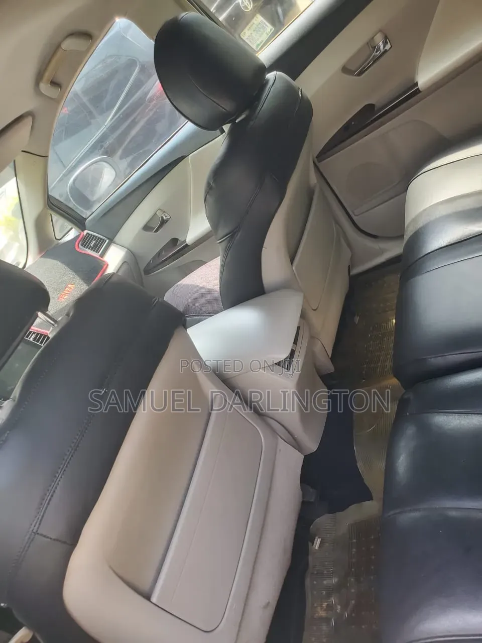 Toyota Venza AWD 2011 Silver