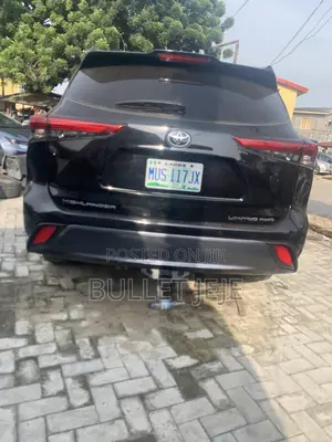 Toyota Highlander Limited AWD 2020 Black