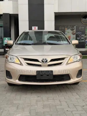 Toyota Corolla LE 4dr Sedan (1.8L 4cyl 4A) 2011 Blue