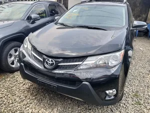 Toyota RAV4 Limited 4dr SUV AWD (2.5L 4cyl 6A) 2015 Black