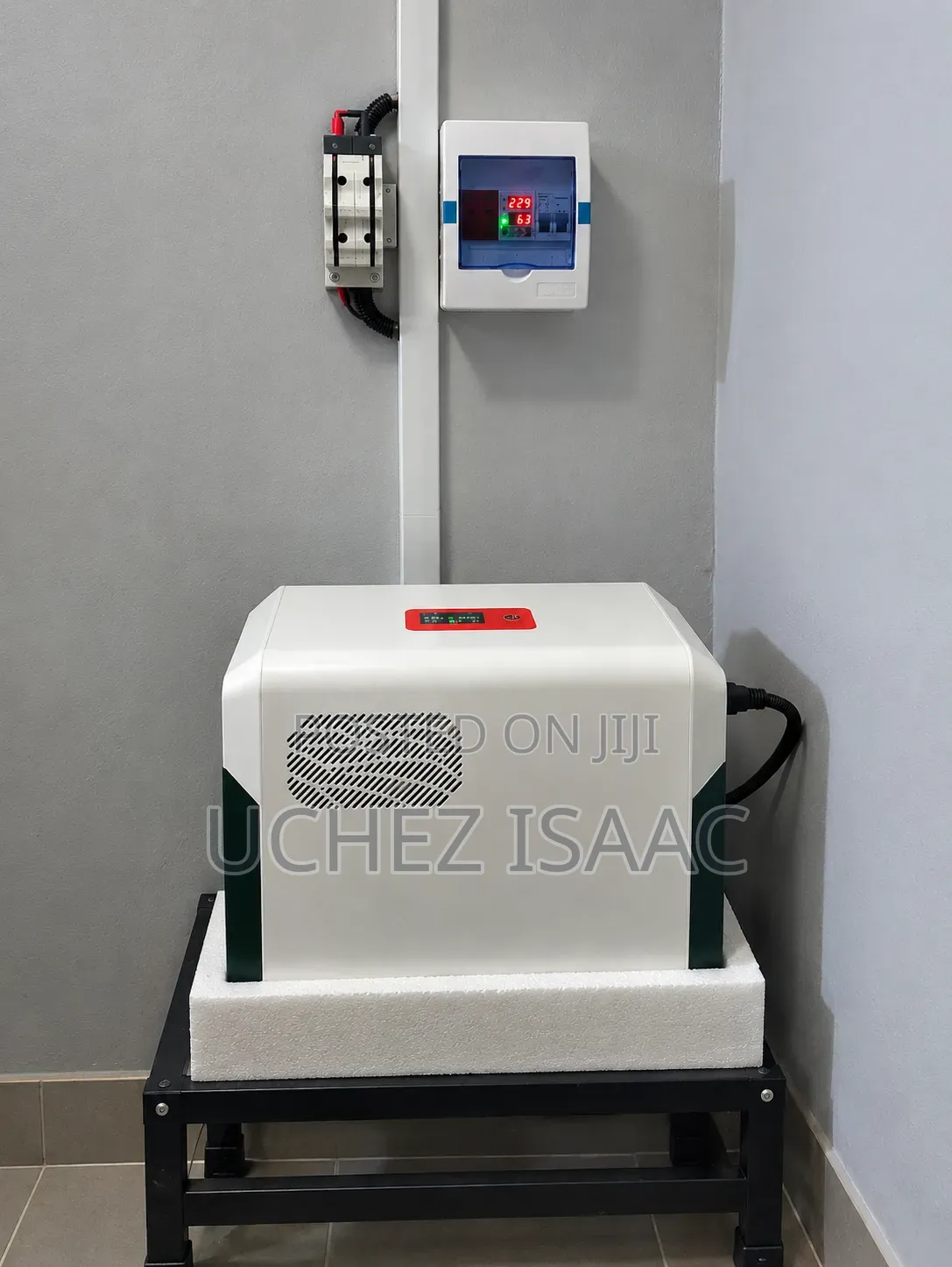 Cola 3600 Solar Generator