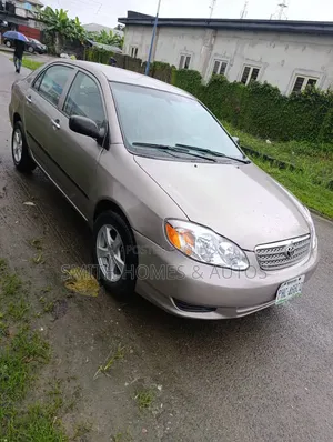 Toyota Corolla 2004 Silver