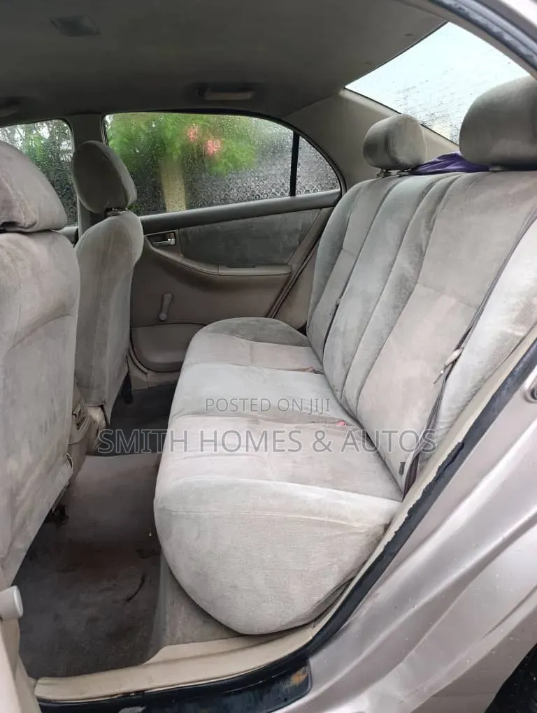Toyota Corolla 2004 Silver