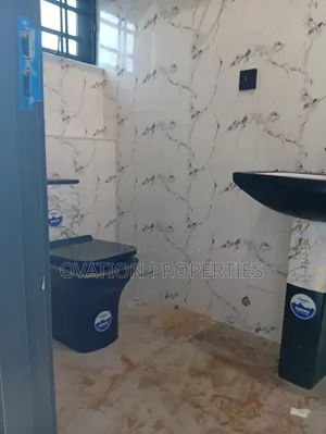 3bdrm Duplex in Maryland, Mobolaji Bank Anthony Way for sale