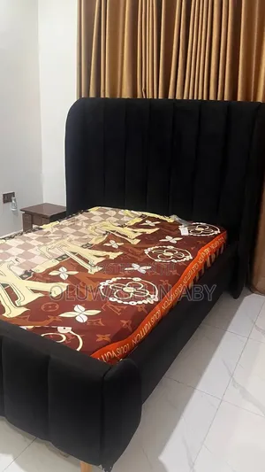 Bed Frame & Matress