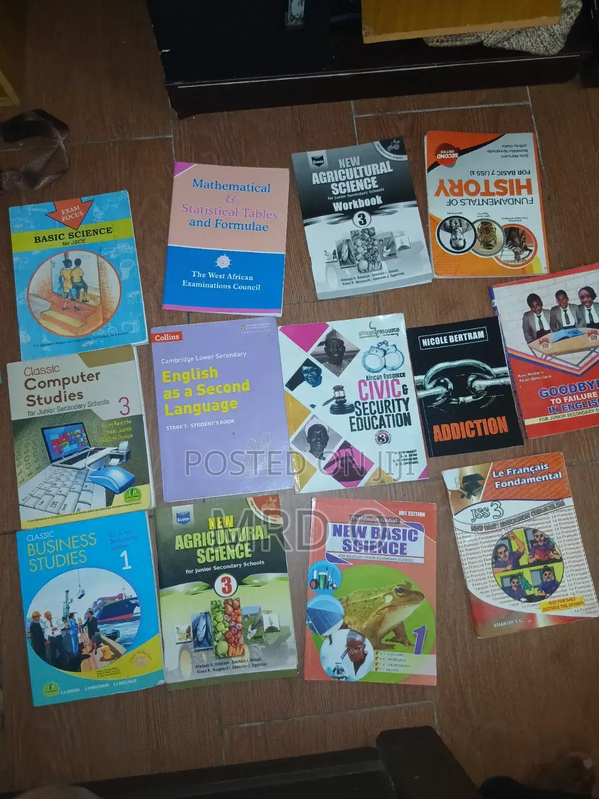 U Need Books U Need Me