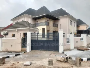 4bdrm Duplex in Guzape Abuja for rent