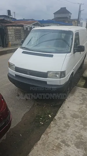 Volkswagen Transporter 2003 White