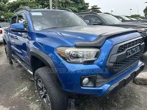 Toyota Tacoma Limited 2017 Blue