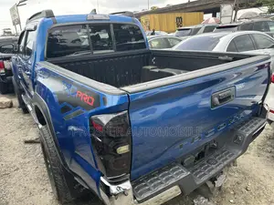 Toyota Tacoma Limited 2017 Blue