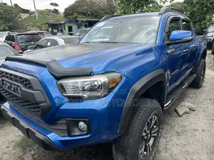 Toyota Tacoma Limited 2017 Blue